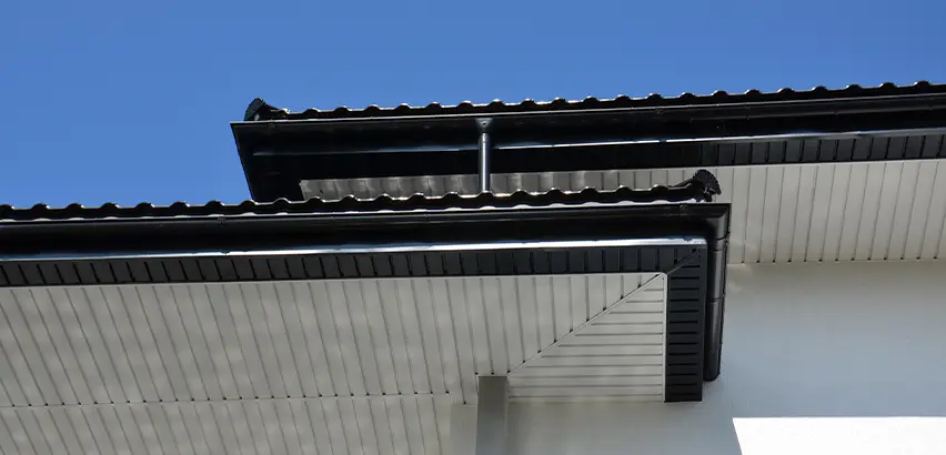 Roof Overhang Repair in Escondido